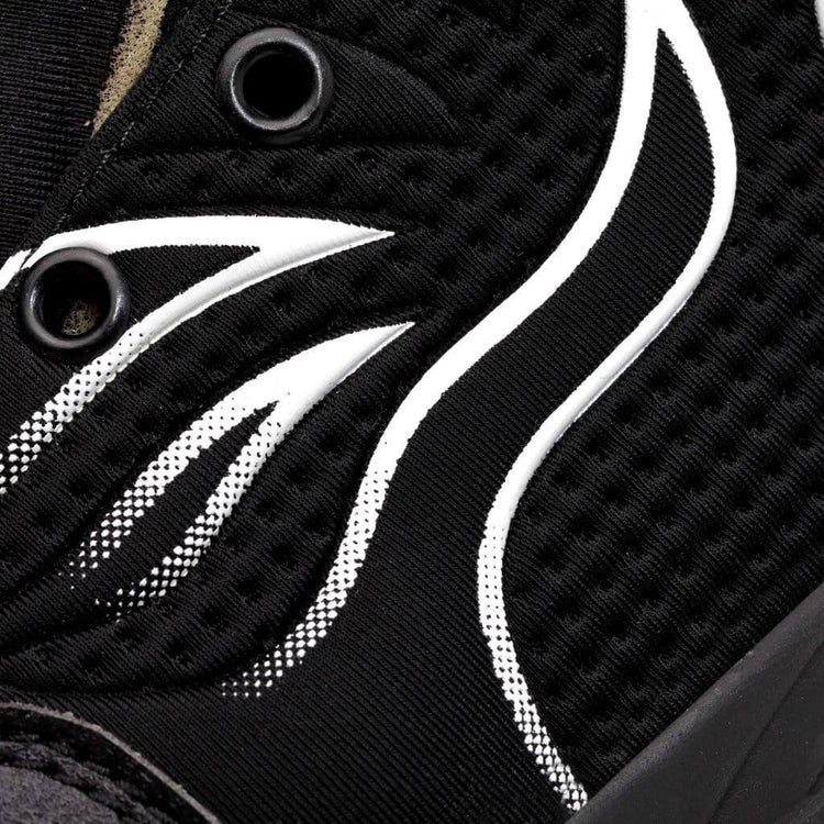 Flames Black/White